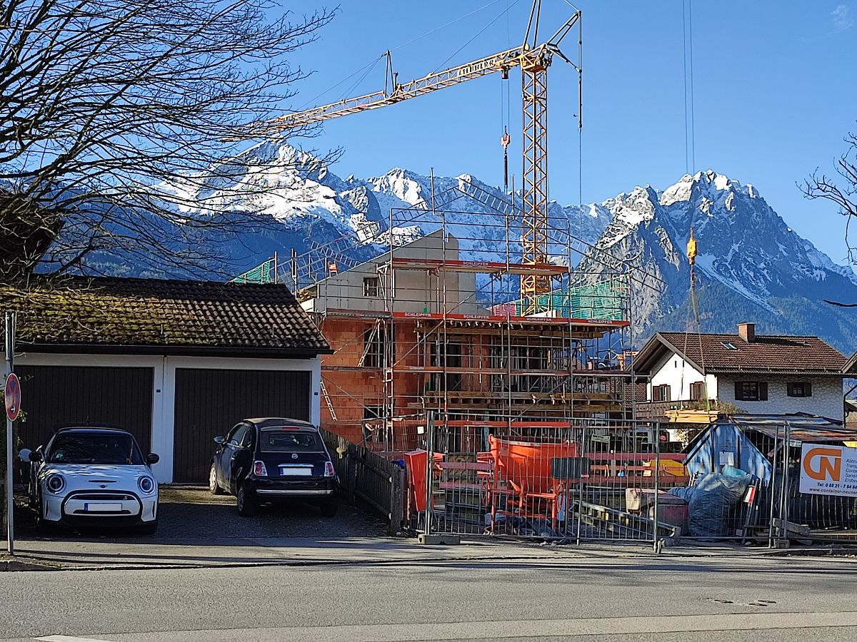 Budowa budynku wielorodzinnego z garażem podziemnym w Garmisch-Partenkirchen (Niemcy)