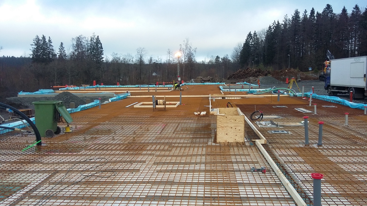 Prace betonowe dla projektu Kransmossens Förskola w Borås, Kransvagen 212 (Szwecja).
